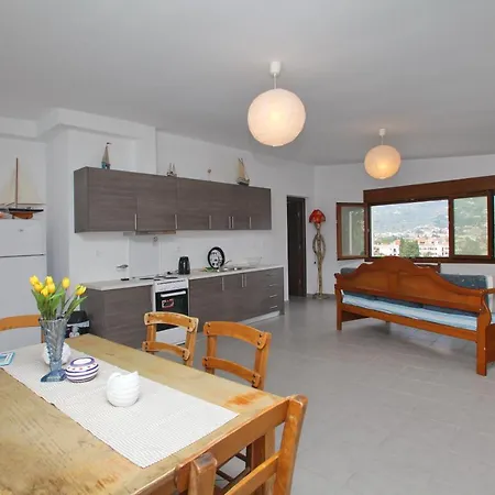 Finikas Apartmán