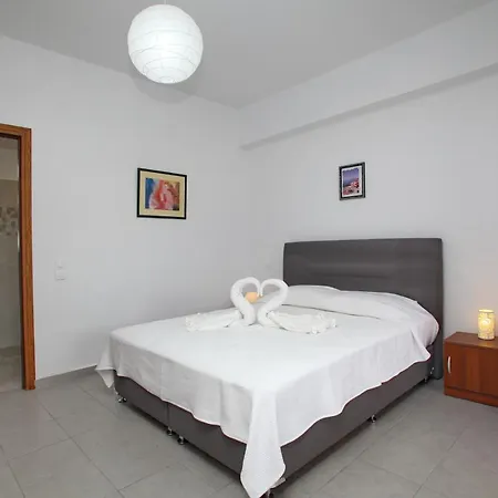 Apartmán Finikas *